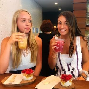 Meet your Posher, Ella